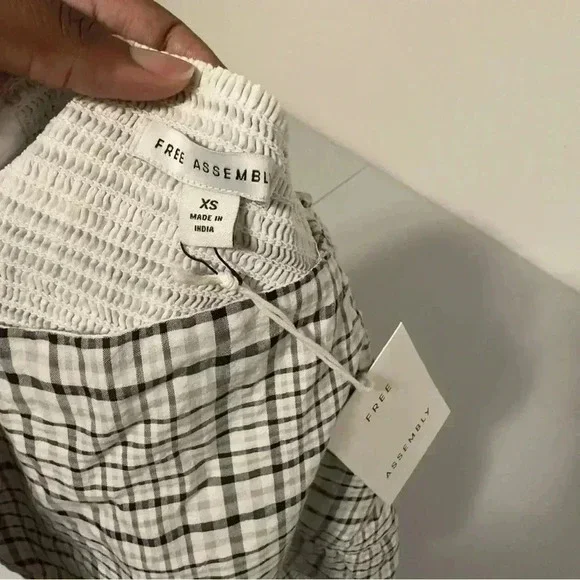 Free Assembly Size XS Ivory Plaid Organic Cotton Women's Puff Sleeve Blouse Top - Picture 12 of 15